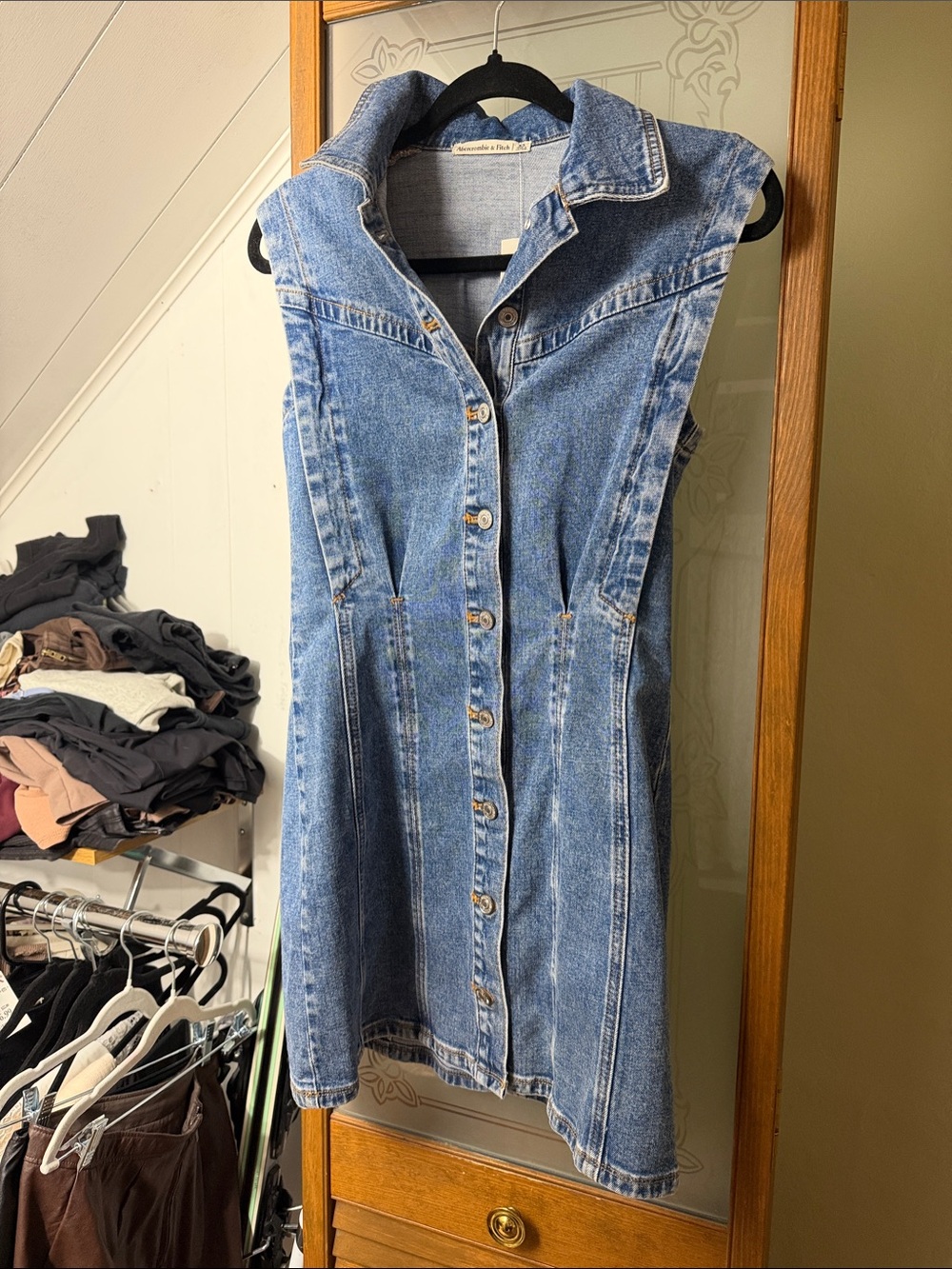 Abercrombie & Fitch Sleeveless Button-Front Denim Dress - Light Blue